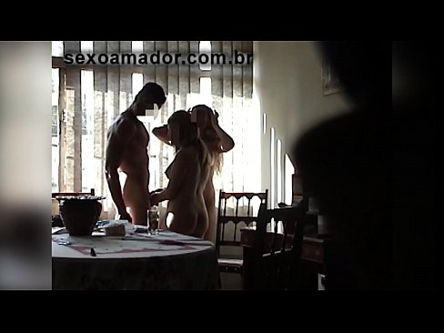 ❤️ Seks arkadaşlar dev bir adam ve onunla bir üçlü davet ❤️❌ Porno pornoda tr.pornpk.ru ❌